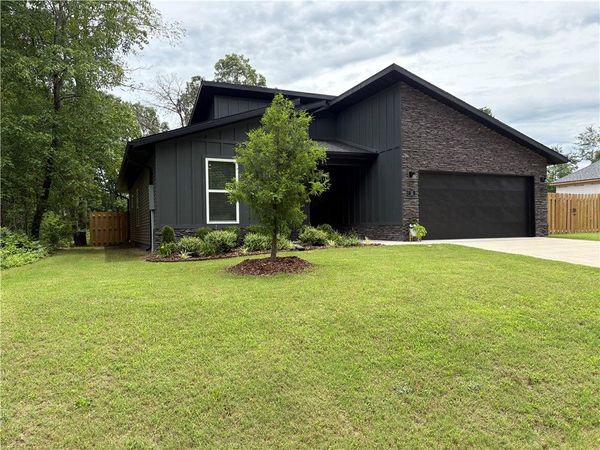15 Exminster Lane , Bella Vista, AR 72714