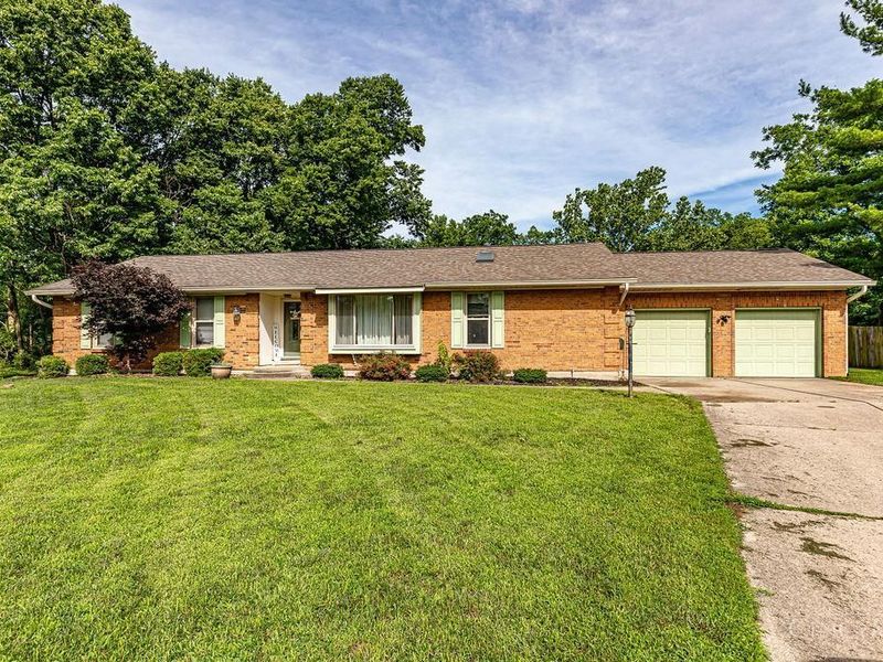 2792 Laurie Court, Ross Twp, OH 45014 Photo 2