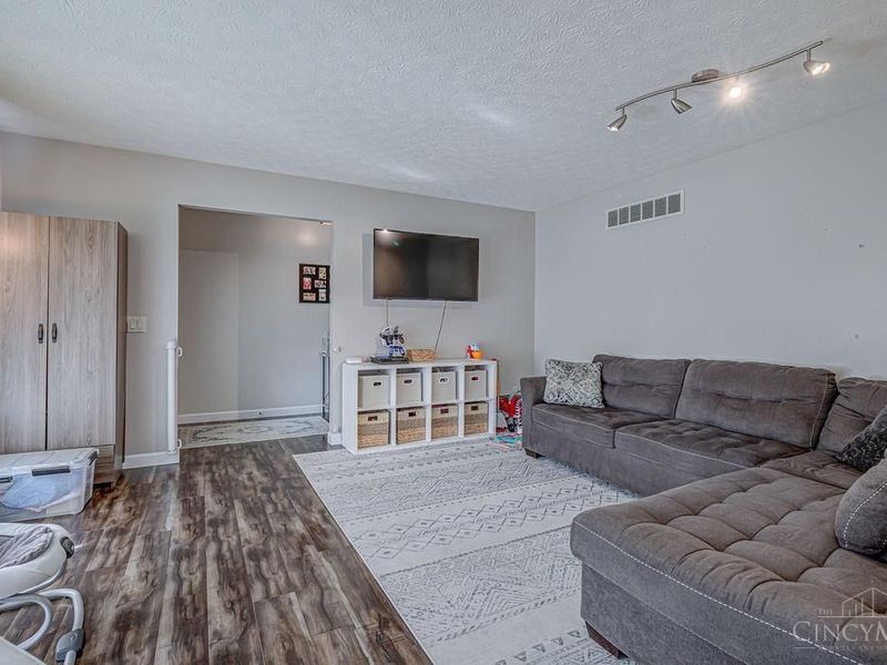 2792 Laurie Court, Ross Township, OH 45014 Photo 7
