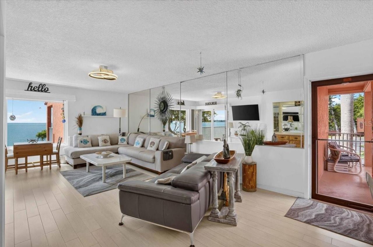 7400 Sunshine Skyway Lane S, Unit 126, Saint Petersburg, FL 33711 Photo
