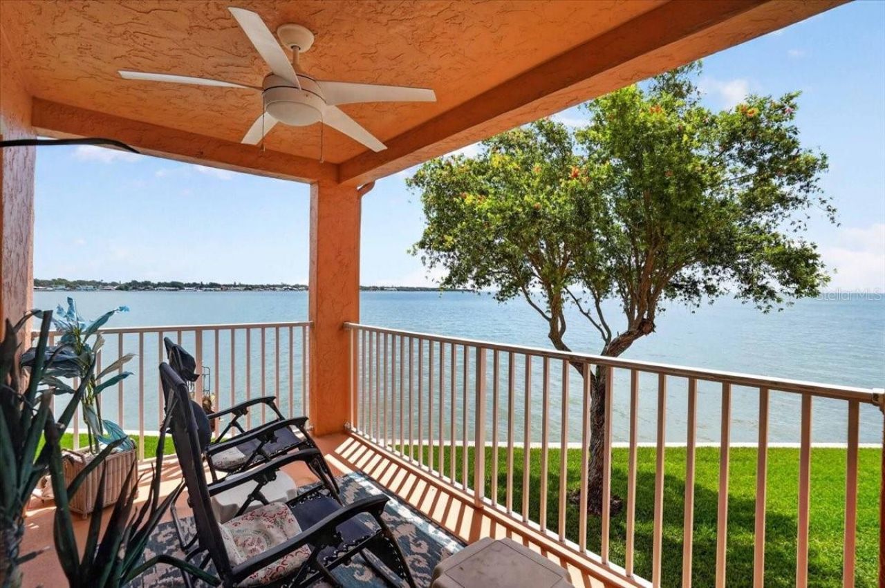 7400 Sunshine Skyway Lane S, Unit 126, Saint Petersburg, FL 33711 Photo