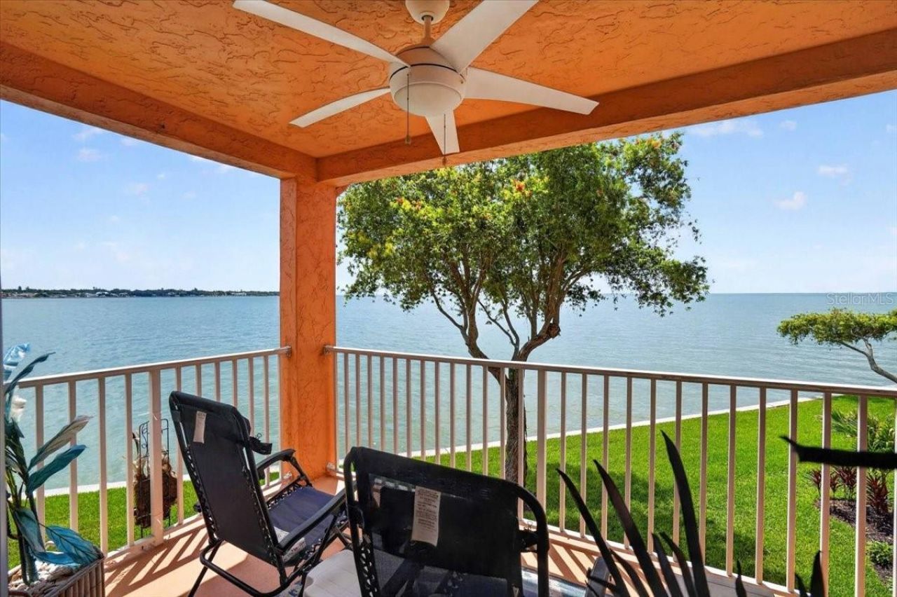 7400 Sunshine Skyway Lane S, Unit 126, Saint Petersburg, FL 33711 Photo