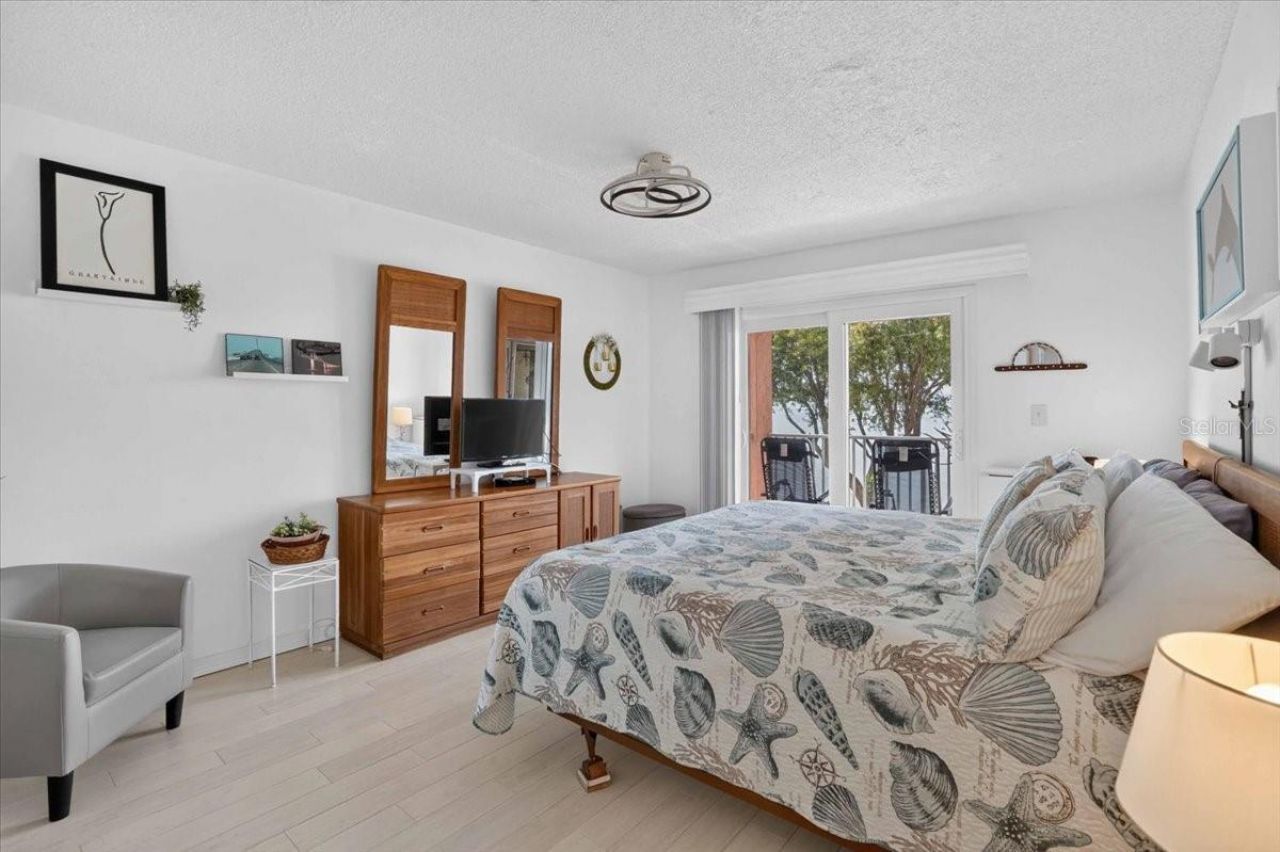 7400 Sunshine Skyway Lane S, Unit 126, Saint Petersburg, FL 33711 Photo