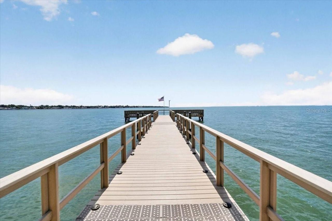 7400 Sunshine Skyway Lane S, Unit 126, Saint Petersburg, FL 33711 Photo