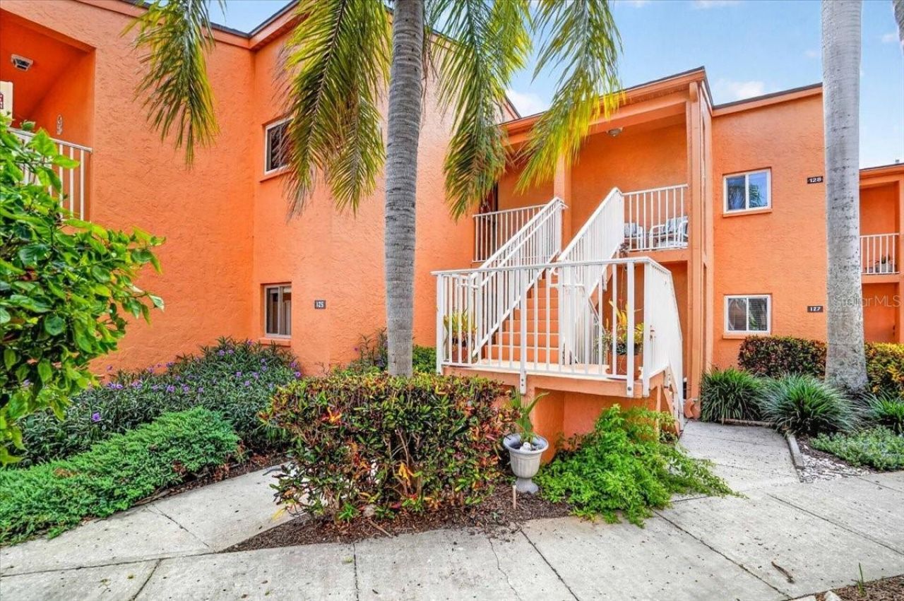 7400 Sunshine Skyway Lane S, Unit 126, Saint Petersburg, FL 33711 Photo