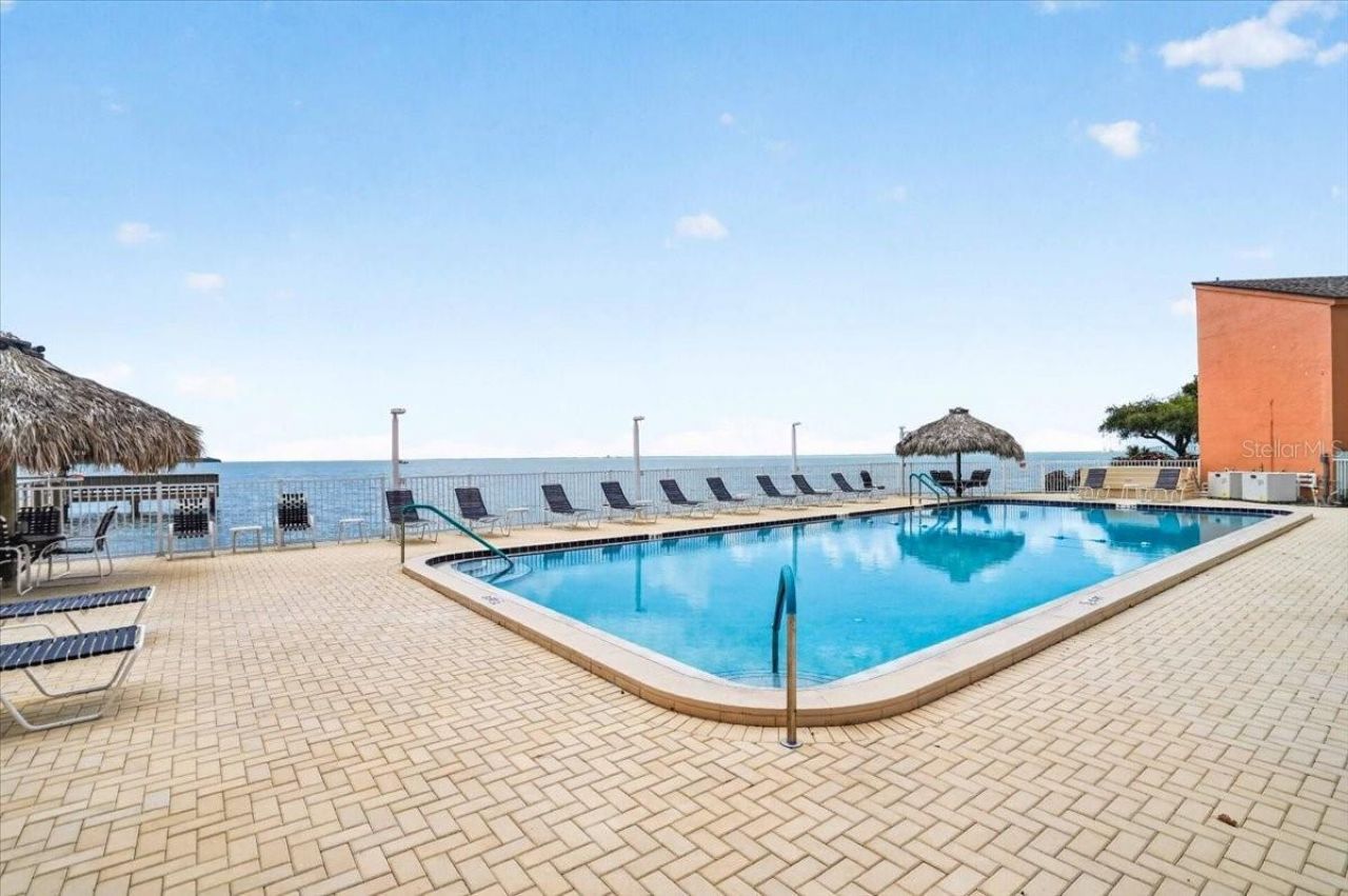 7400 Sunshine Skyway Lane S, Unit 126, Saint Petersburg, FL 33711 Photo