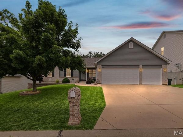 5241 Arrow Ridge Place , Imperial, MO 63052