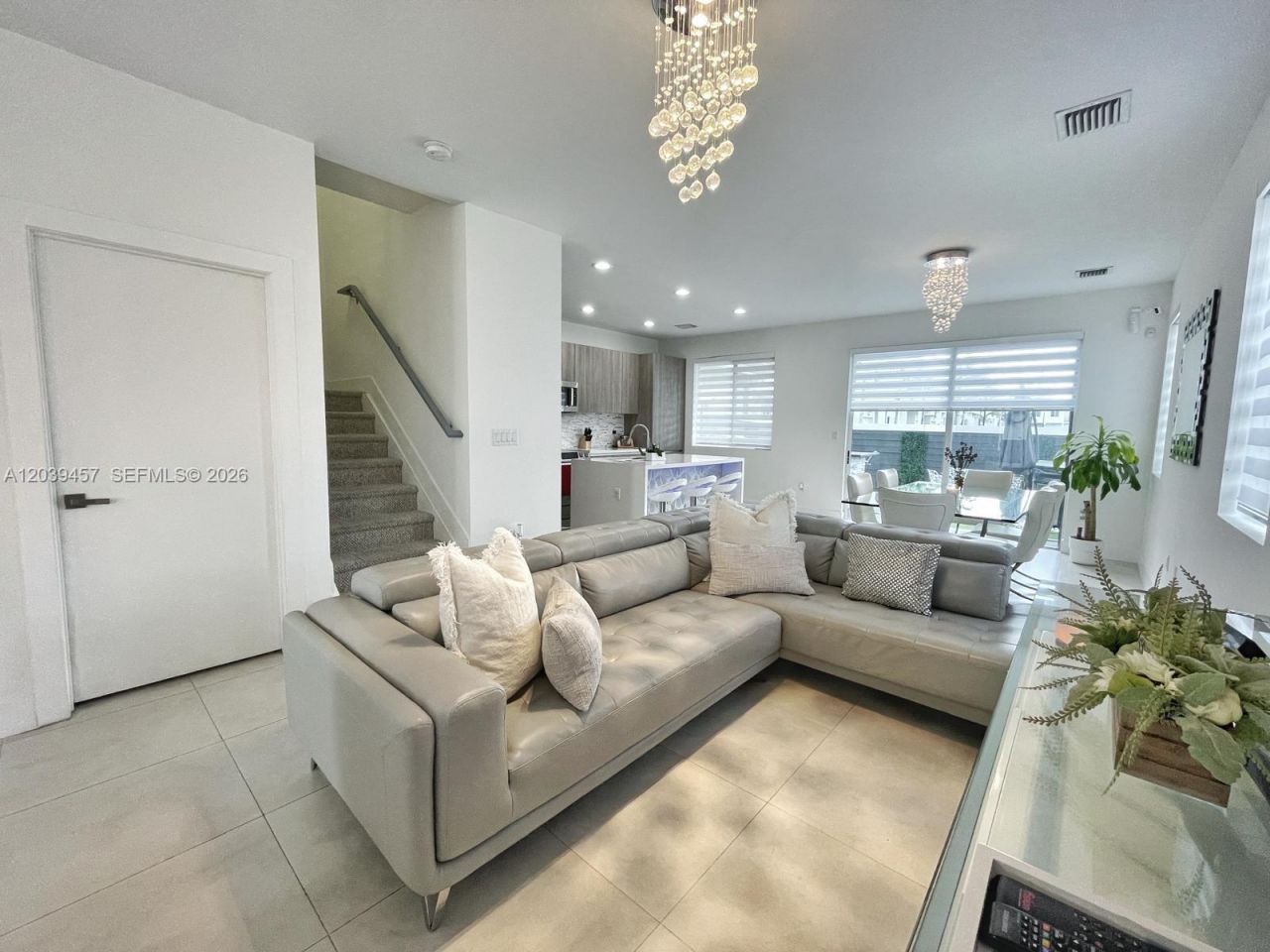 7243 NW 103rd Path , Doral, FL 33178 Photo