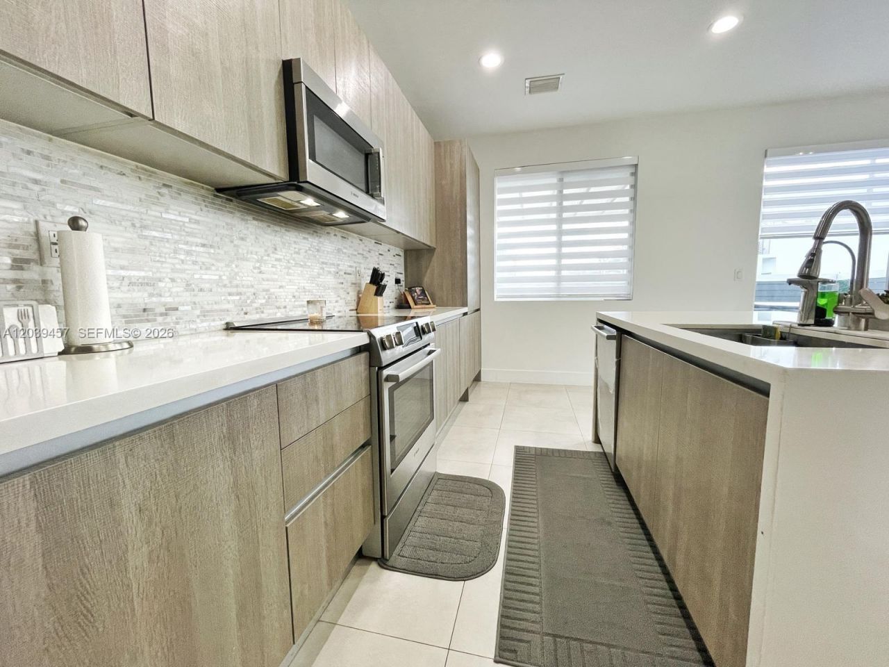 7243 NW 103rd Path , Doral, FL 33178 Photo