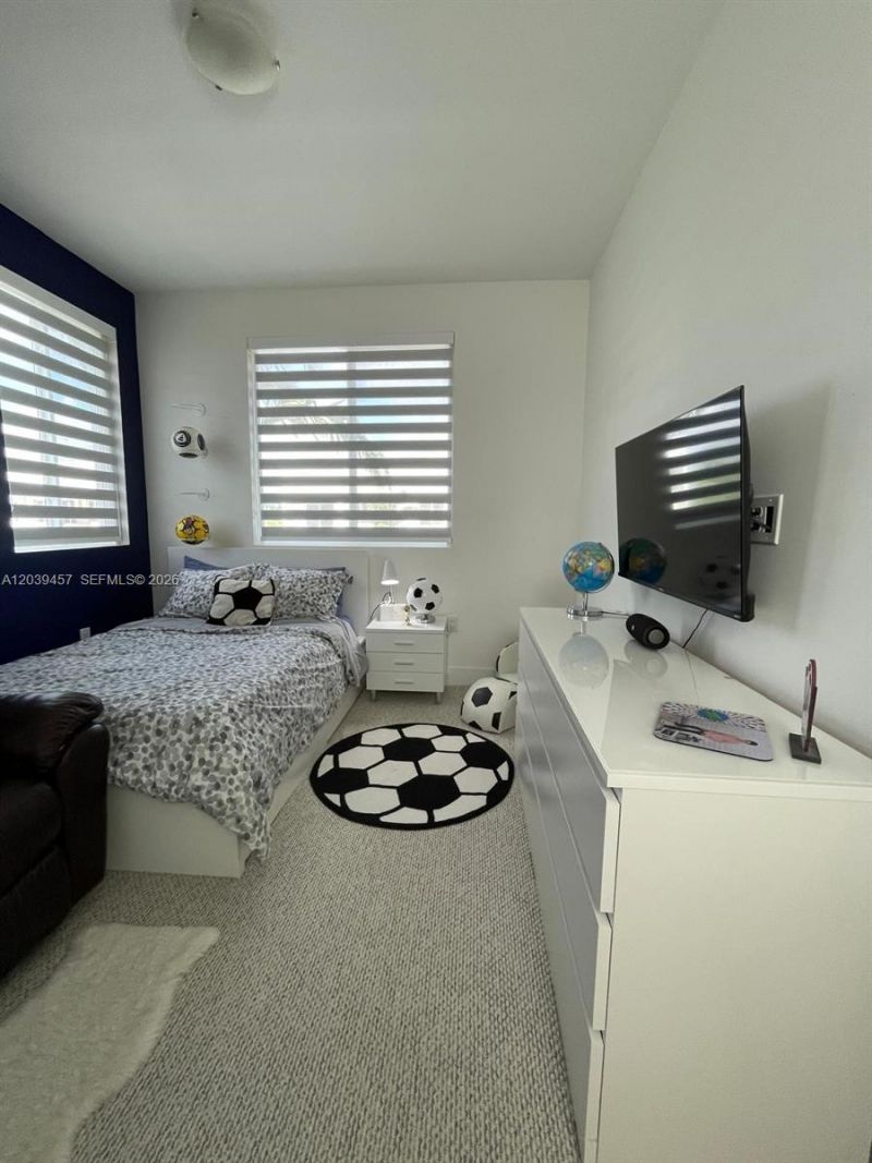 7243 NW 103rd Path , Doral, FL 33178 Photo