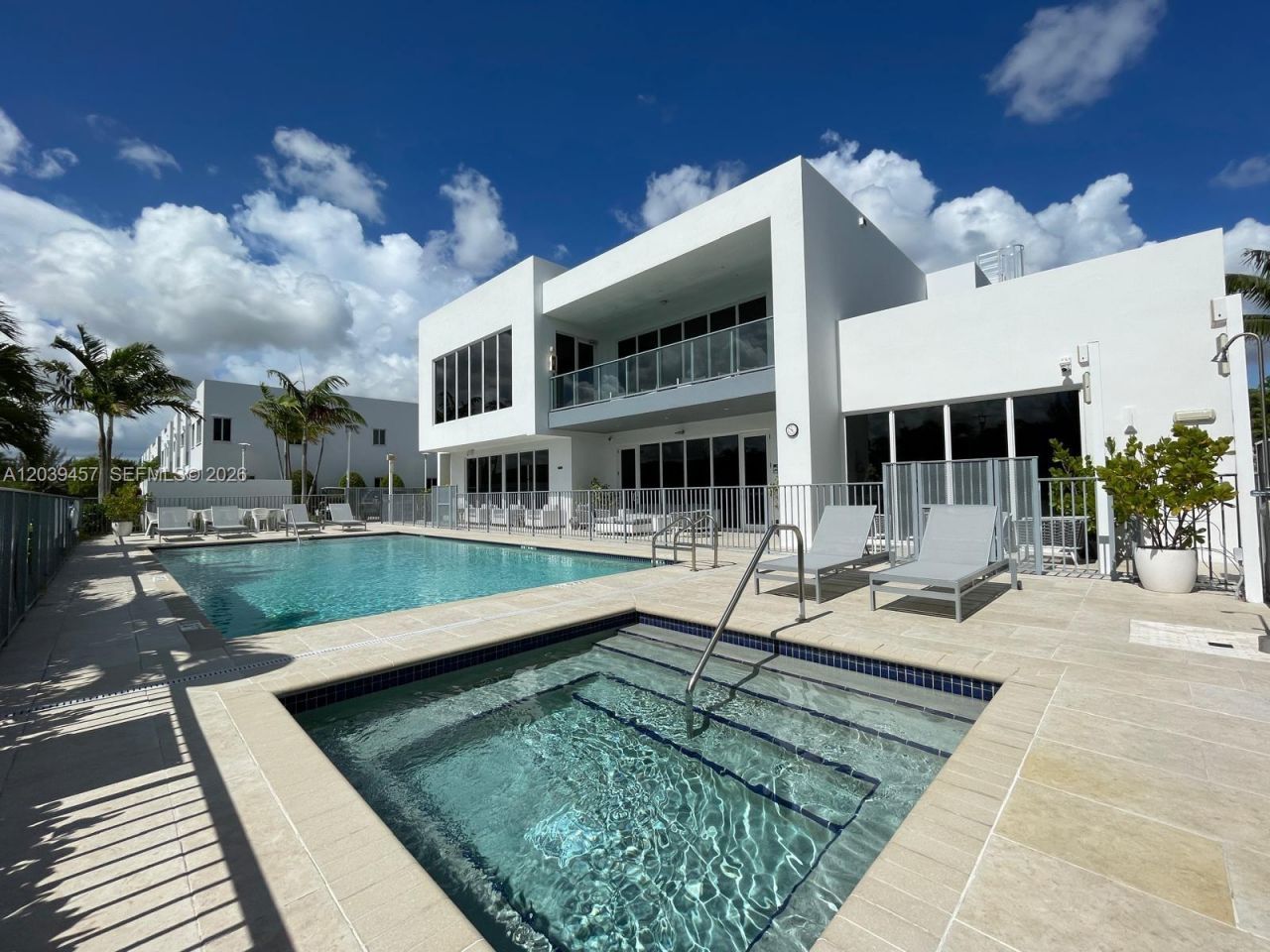 7243 NW 103rd Path , Doral, FL 33178 Photo