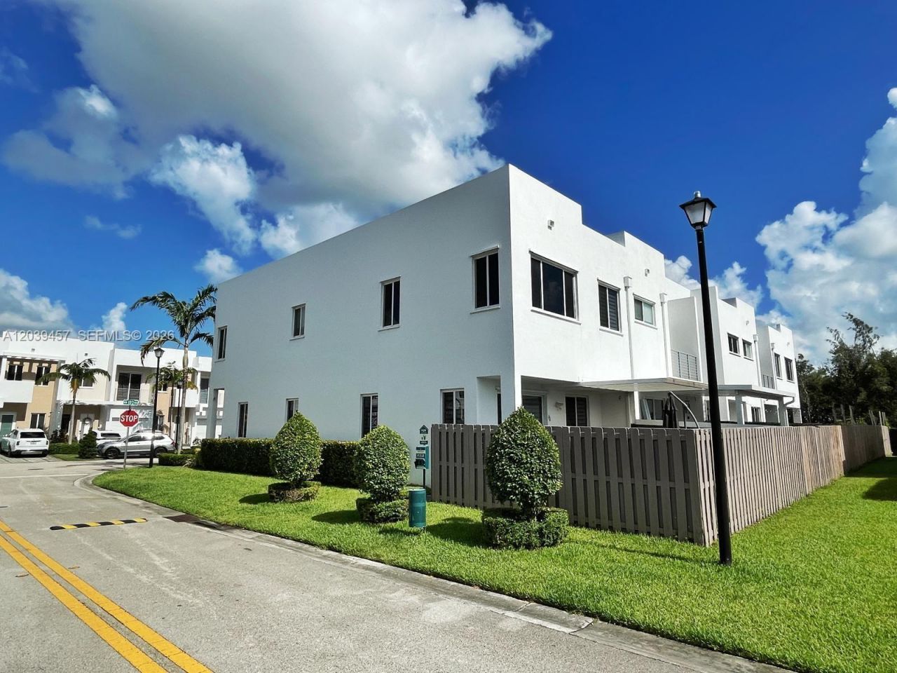7243 NW 103rd Path , Doral, FL 33178 Photo