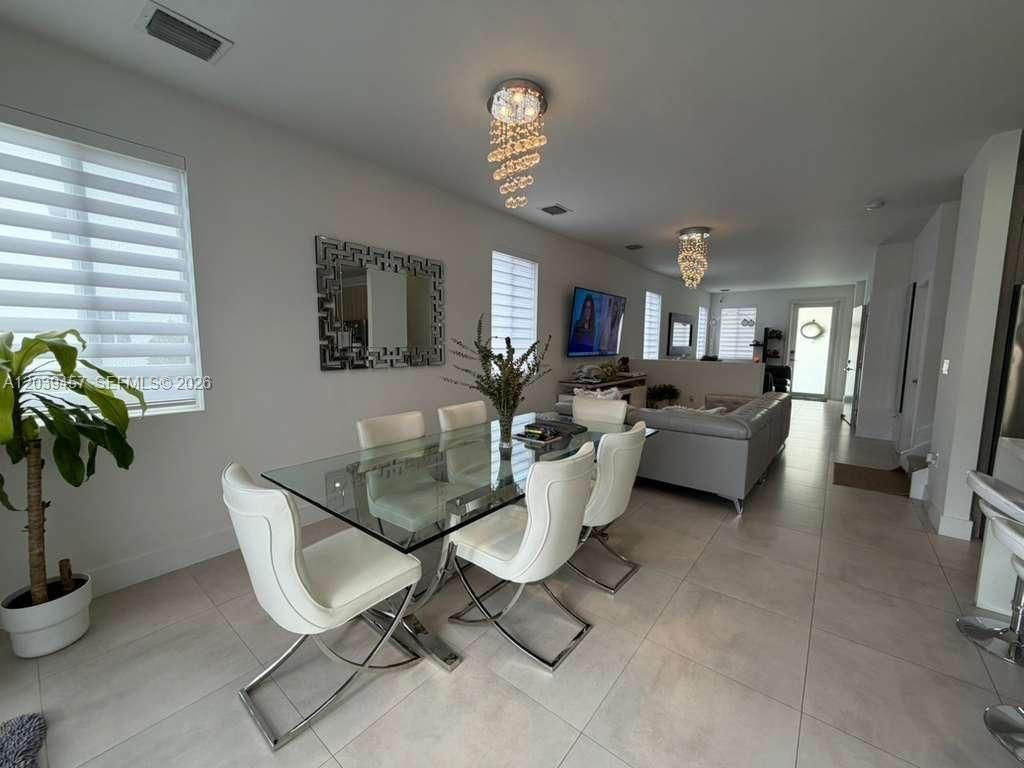 7243 NW 103rd Path , Doral, FL 33178 Photo