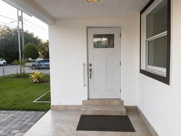6801 SW 22nd St , Unit 02, Miami, FL 33155