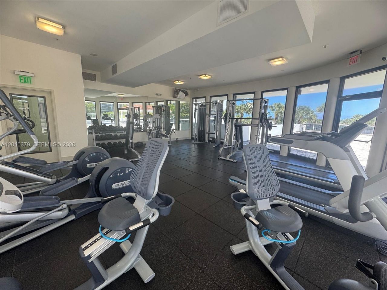 20505 E Country Club Dr, Unit 835, Aventura, FL 33180 Photo