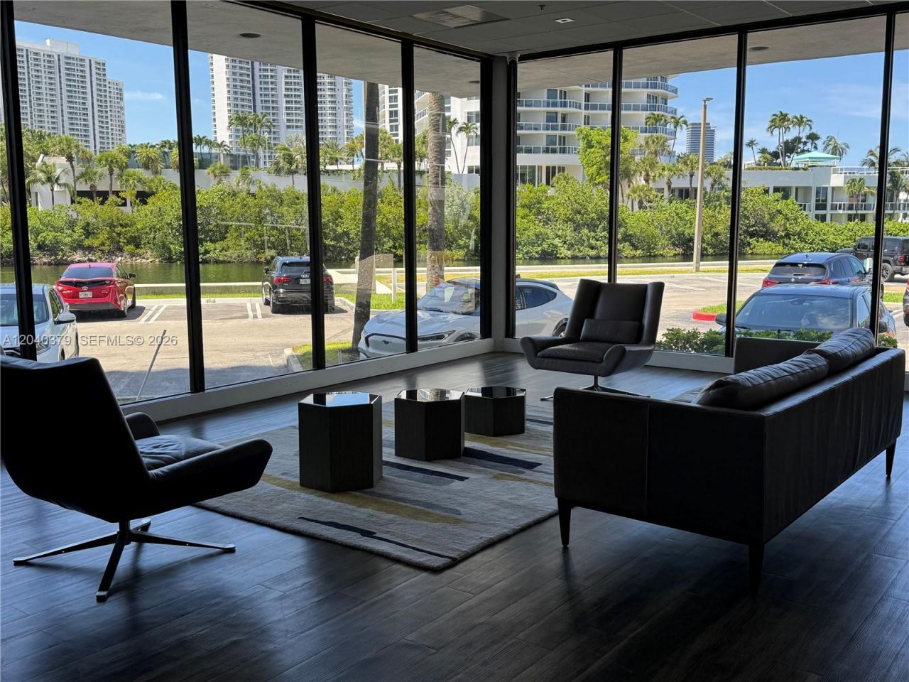 20505 E Country Club Dr, Unit 835, Aventura, FL 33180 Photo