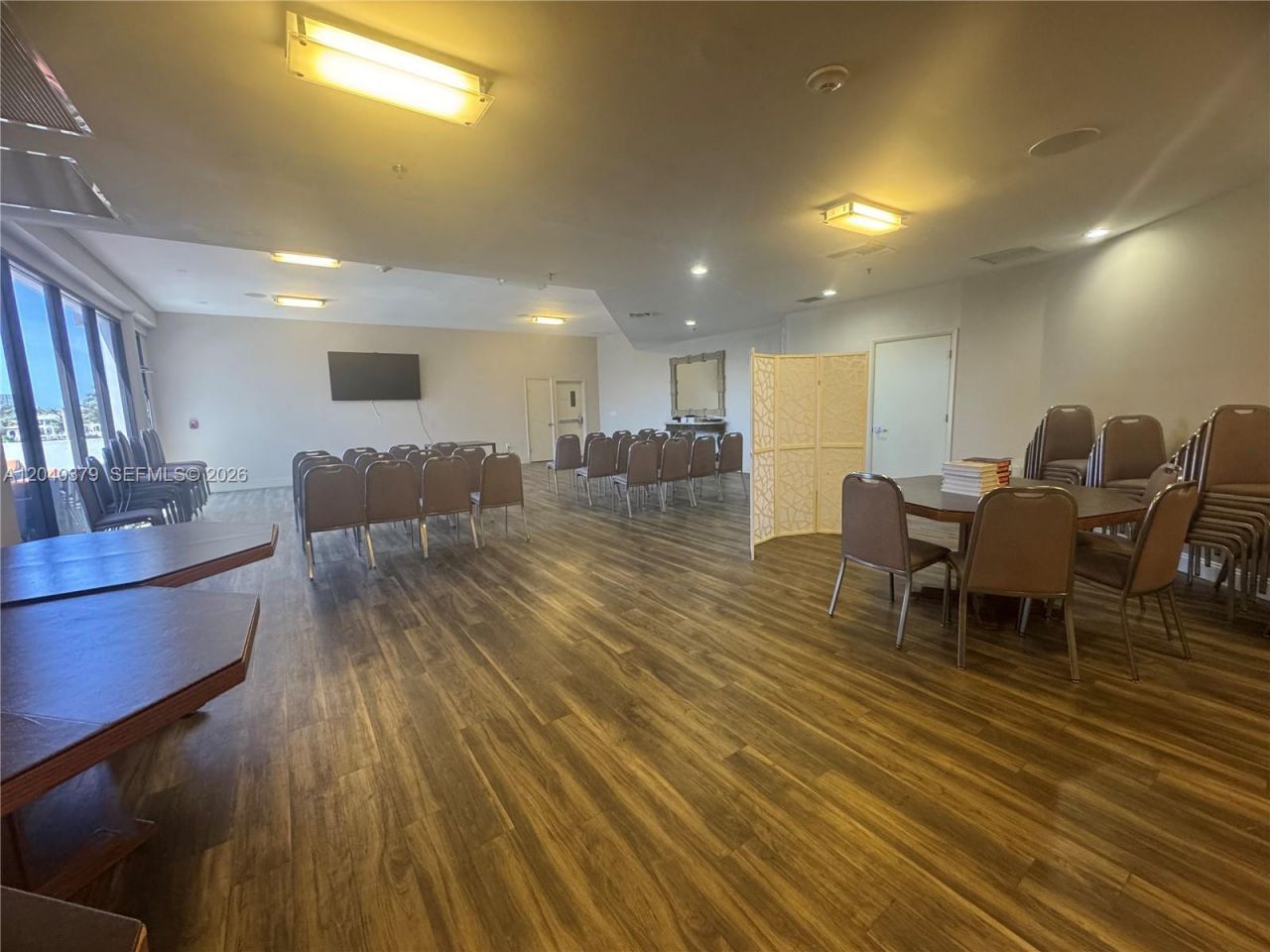 20505 E Country Club Dr, Unit 835, Aventura, FL 33180 Photo