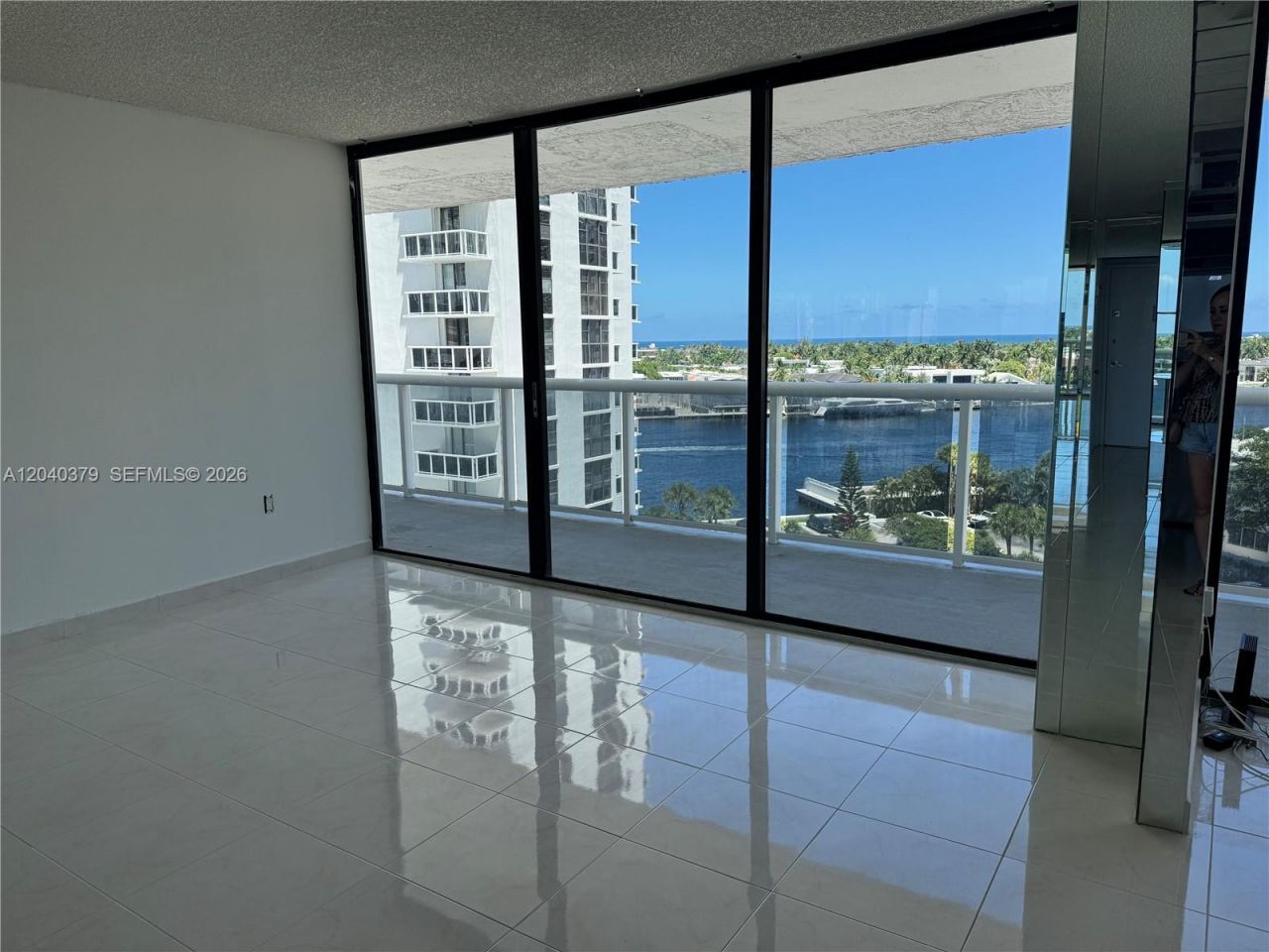 20505 E Country Club Dr, Unit 835, Aventura, FL 33180 Photo