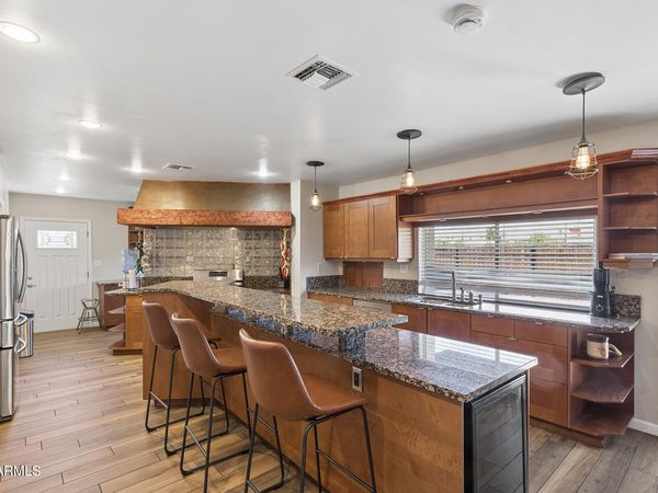 2348 N 28TH Place, Phoenix, AZ 85008