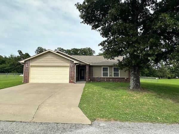 35948 Highland Drive , Vinita, OK 74301