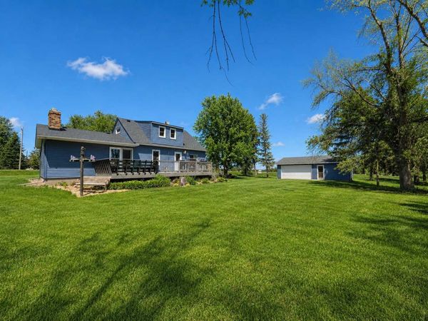 5766 County 12 Boulevard, Kenyon, MN 55946