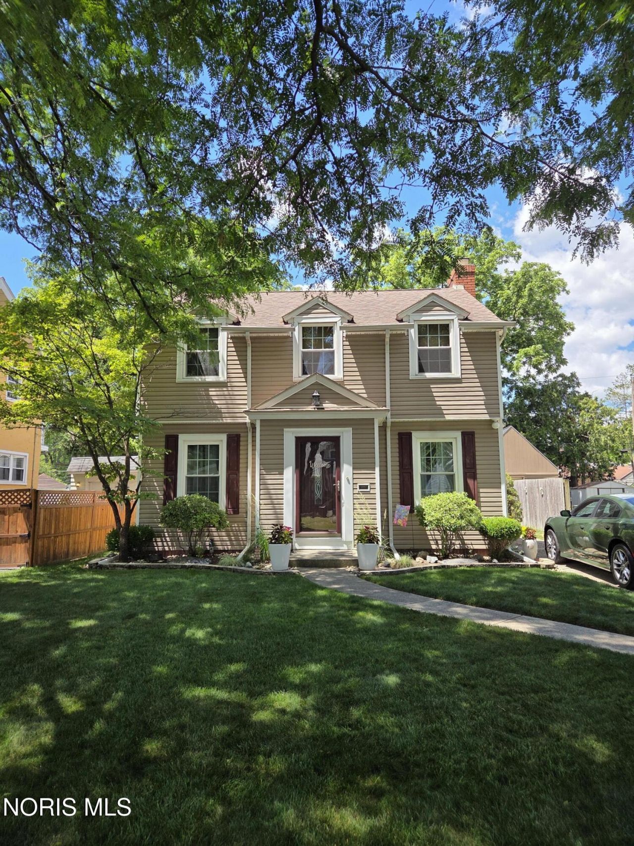 4421 Willys Parkway, Toledo, OH 43612 Main Photo