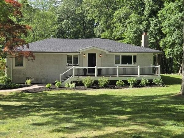 3 Thomas Dr, Independence, NJ 07840
