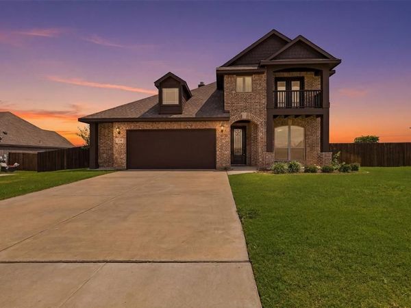 229 Prairie Dog Drive, Godley, TX 76044