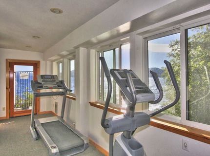 9200 Brockway Springs Drive, Kings Beach, CA 96143 Photo