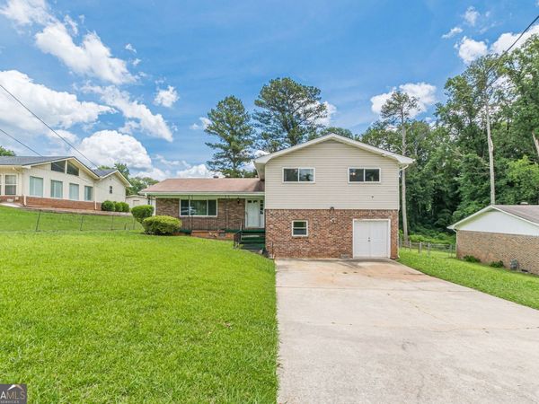 2272 Green Hawk Court, Decatur, GA 30035