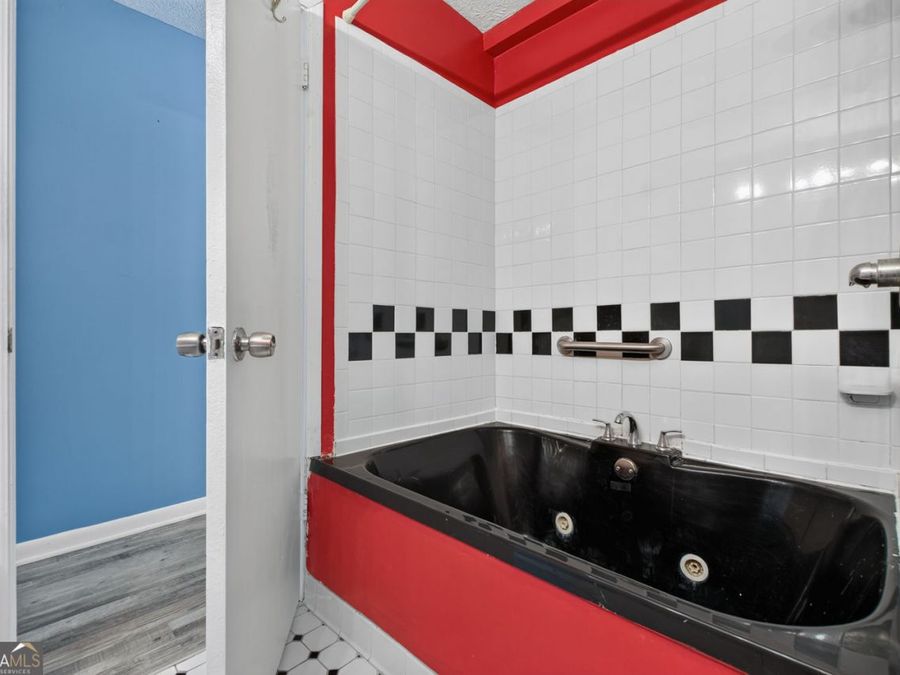 Property Image 40
