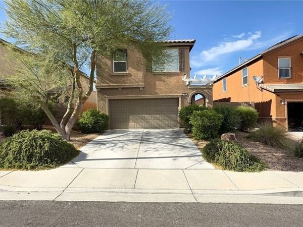 124 Country River Avenue , Henderson, NV 89011
