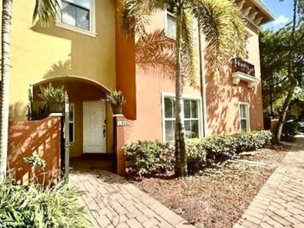 2851 W Prospect Road, Unit 1102, Tamarac, FL 33309
