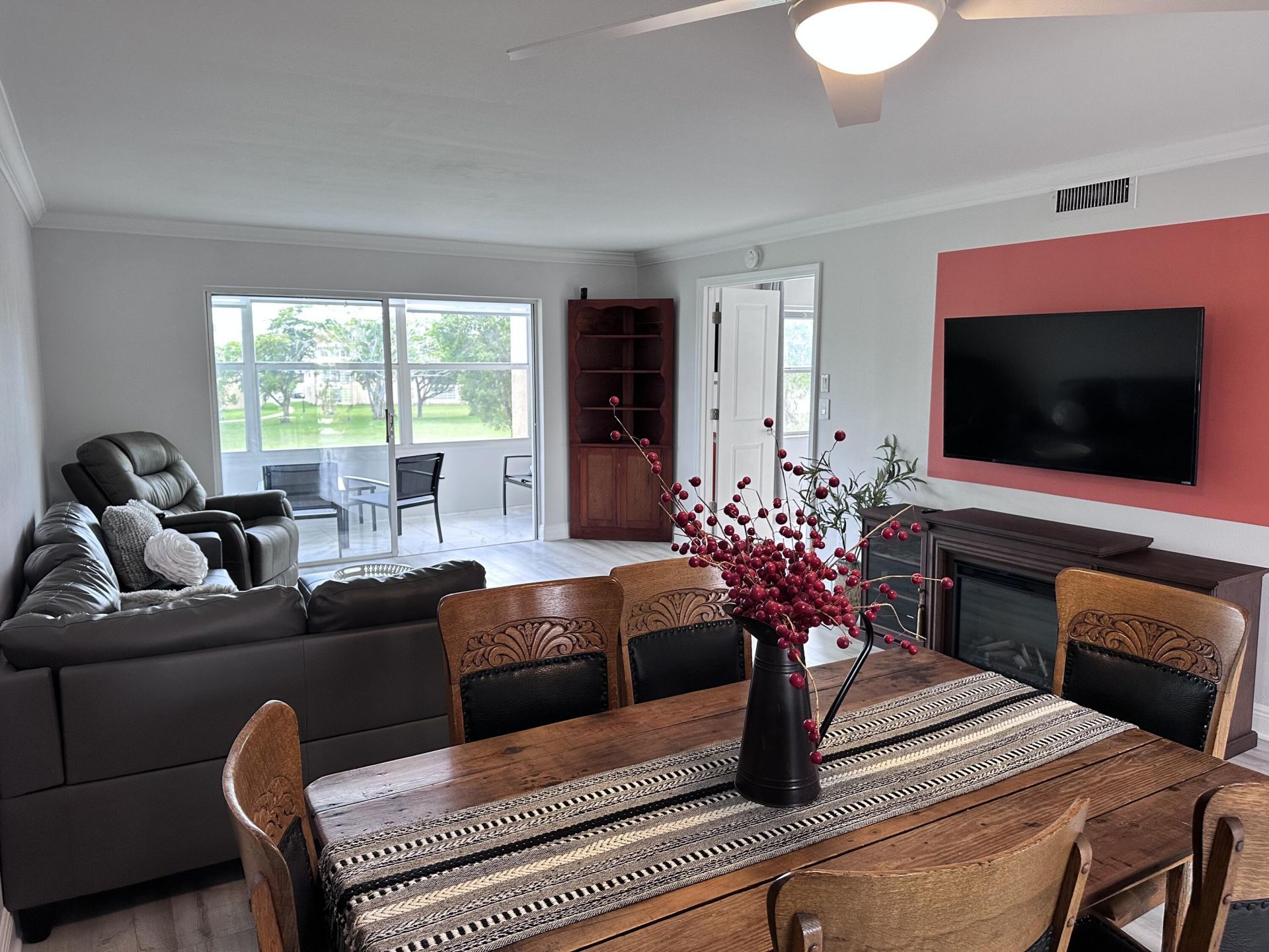 9300 Sunrise Lakes Boulevard, Unit 309, Sunrise, FL 33322 Photo