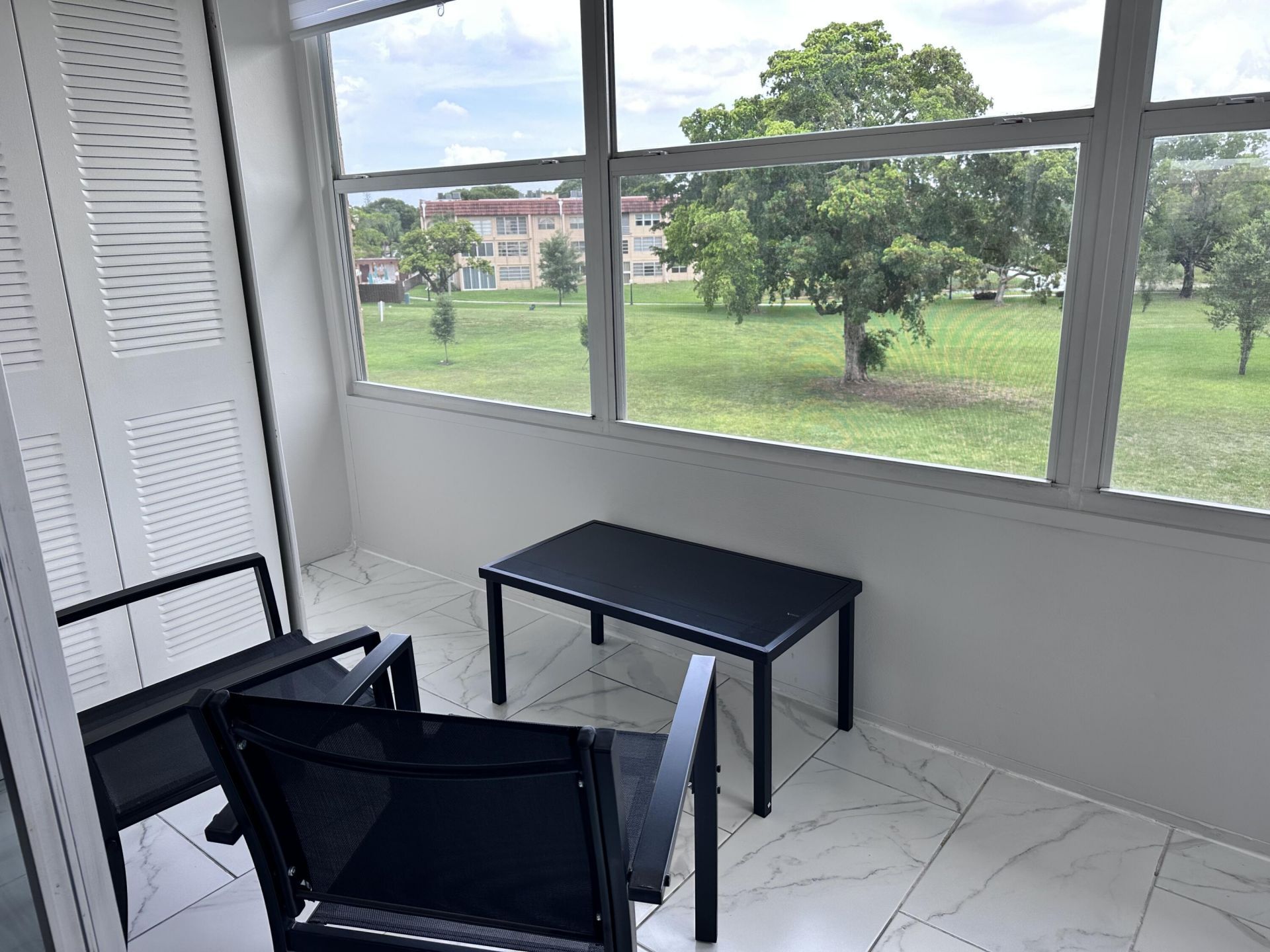 9300 Sunrise Lakes Boulevard, Unit 309, Sunrise, FL 33322 Photo