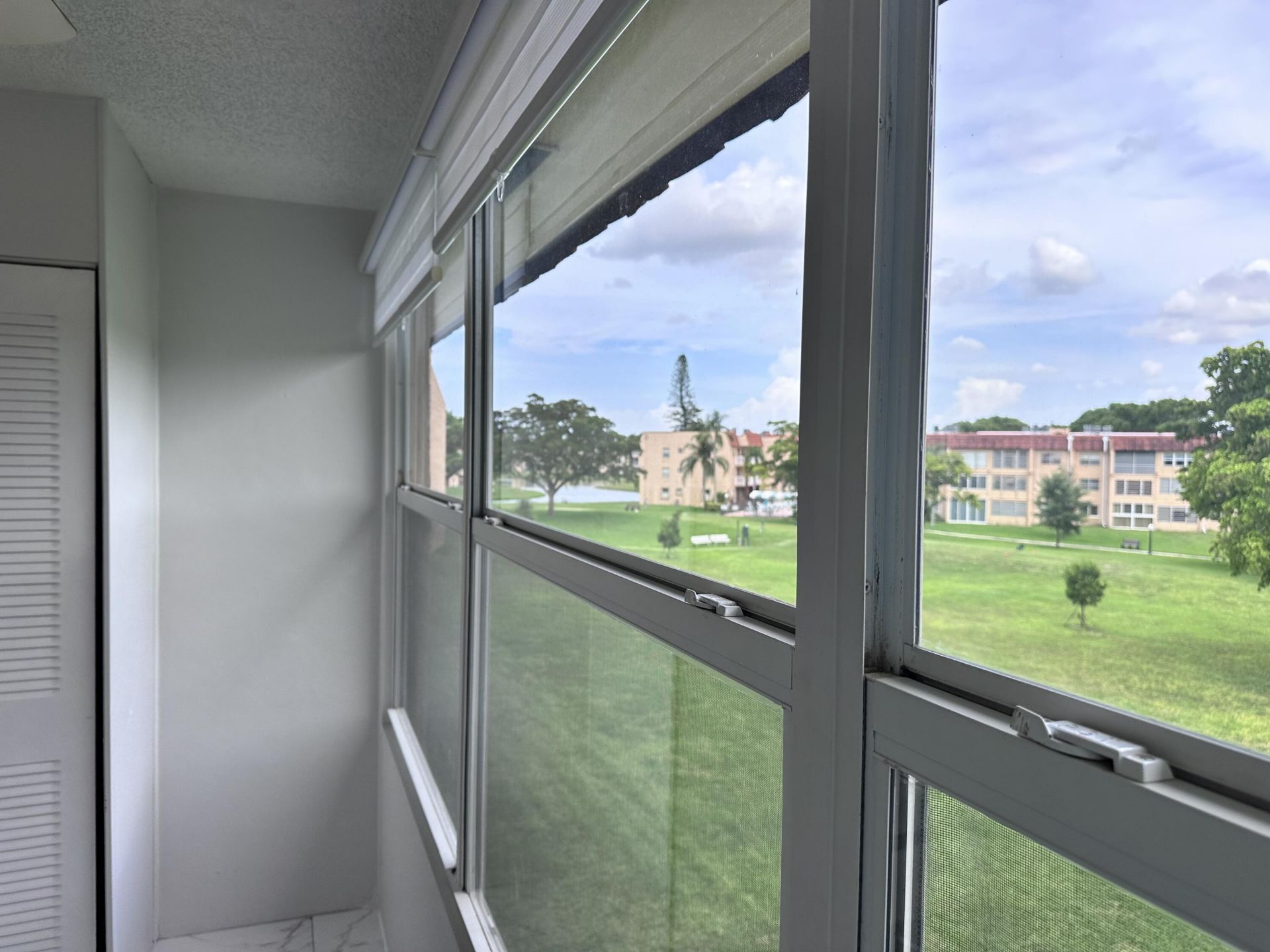 9300 Sunrise Lakes Boulevard, Unit 309, Sunrise, FL 33322 Photo