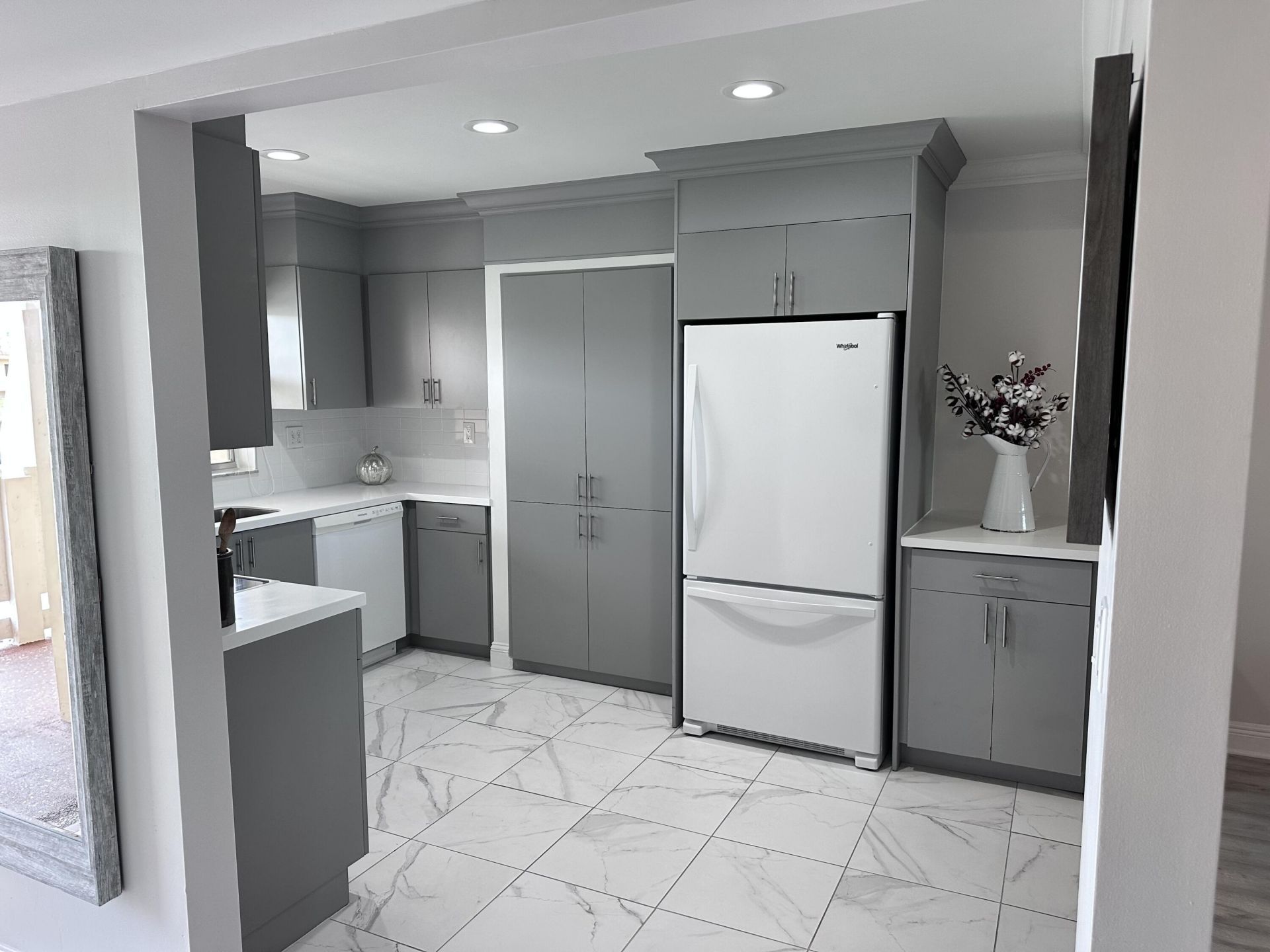 9300 Sunrise Lakes Boulevard, Unit 309, Sunrise, FL 33322 Photo