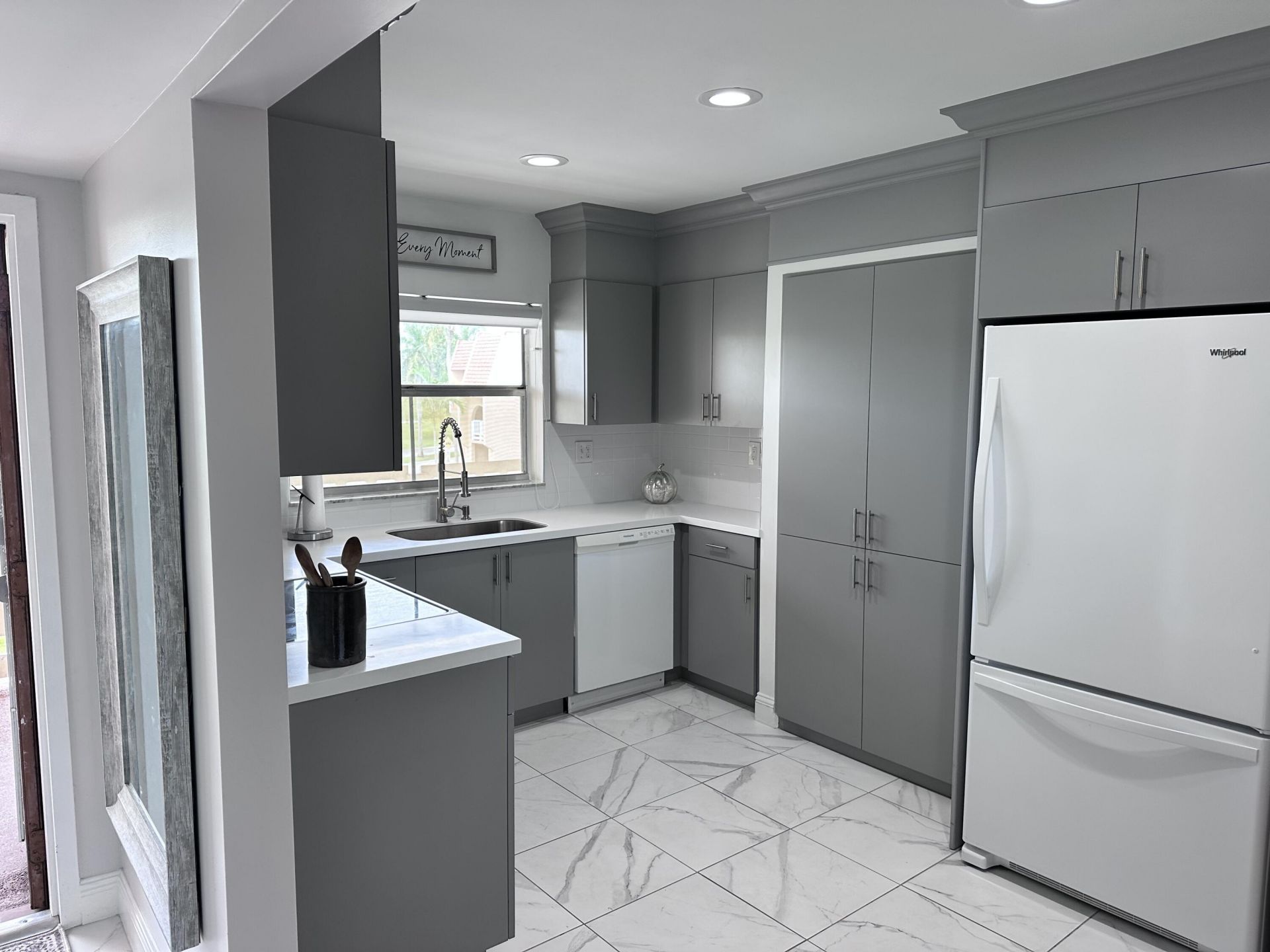 9300 Sunrise Lakes Boulevard, Unit 309, Sunrise, FL 33322 Photo