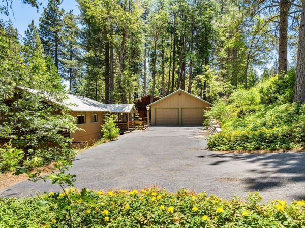 2594 Navajo, Dorrington, CA 95223