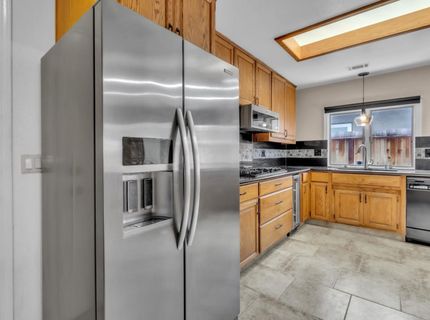 2011 Angelico Cir, Stockton, CA 95207 Photo
