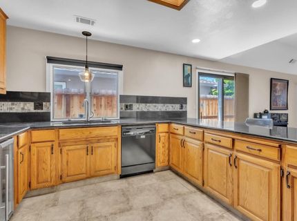 2011 Angelico Cir, Stockton, CA 95207 Photo