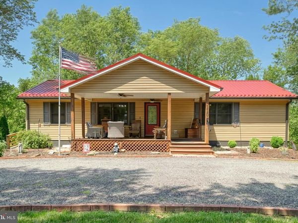 110 PATRICK HENRY DR, LOUISA, VA 23093