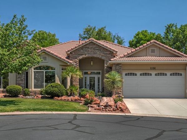 1096 HOVENWEEP PL , Washington, UT 84780