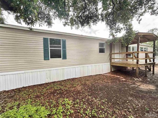 1816 St Mary Dr, Gulf Breeze, FL 32563