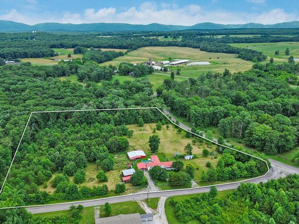 64 Coppett Rd, Crossville, TN 38572