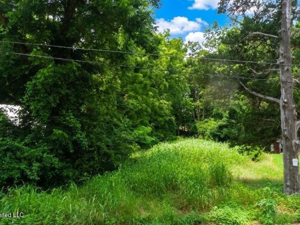 213 Melrose Street, Sardis, MS 38666