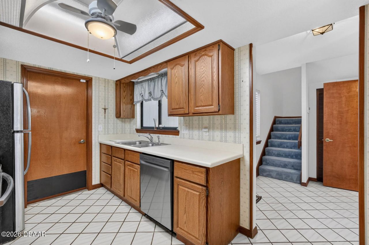 357 Castlewood Lane, New Smyrna Beach, FL 32168 Photo