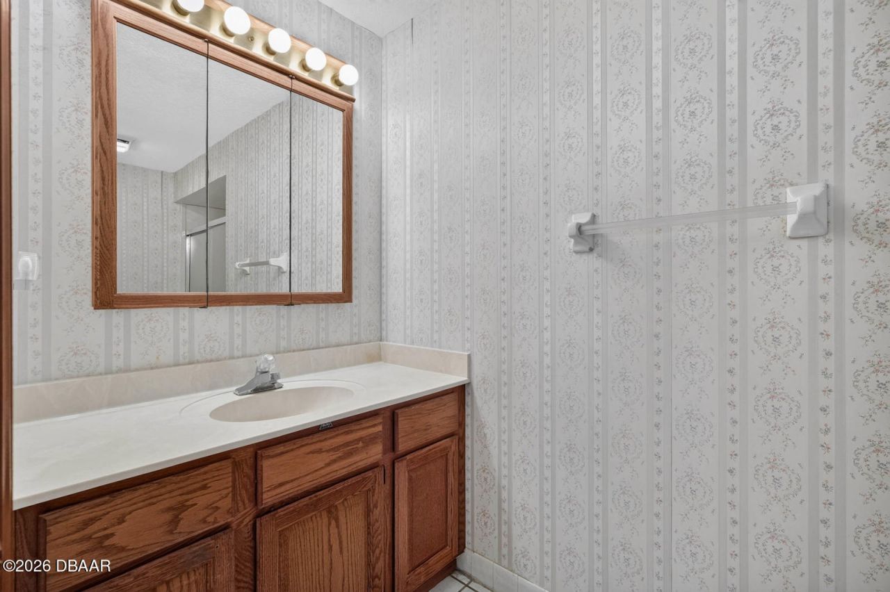 357 Castlewood Lane, New Smyrna Beach, FL 32168 Photo