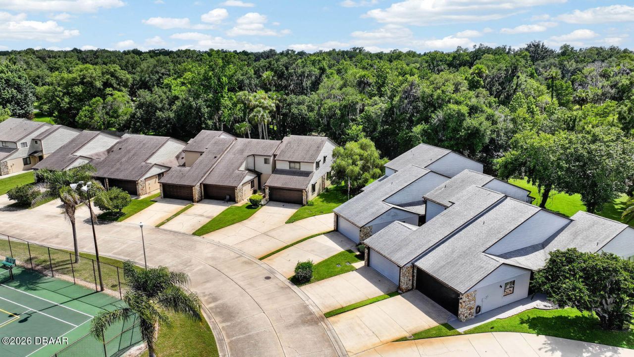 357 Castlewood Lane, New Smyrna Beach, FL 32168 Photo