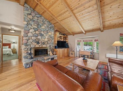 1 Huchnom Trail, Graeagle, CA 96103 Photo
